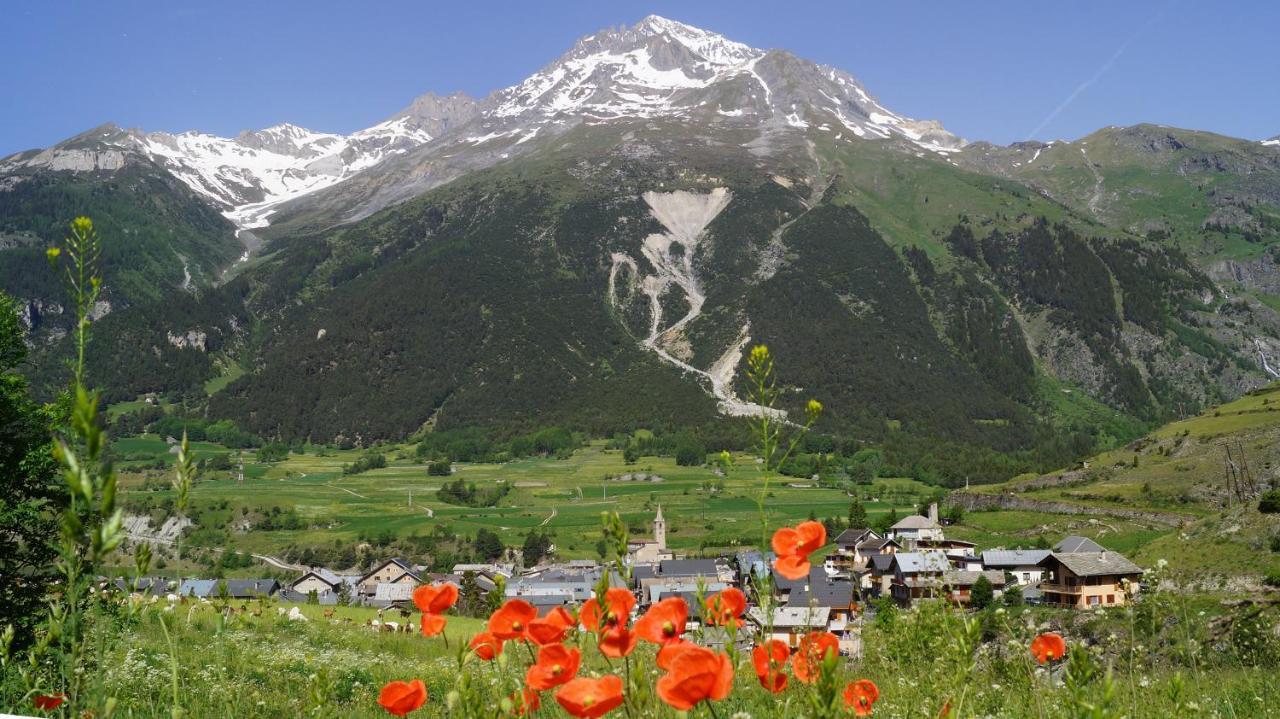 Les Balcons PROCHE PARC NATIONAL VANOISE studios Termignon Extérieur photo